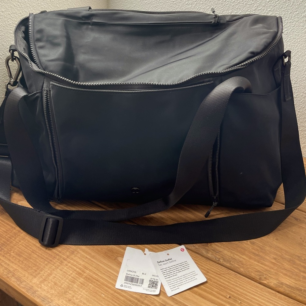 LULULEMON Define Duffle Bag